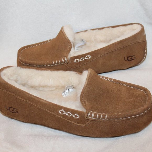 NEW UGG ANSLEY WOMEN'S MOCCASSIN SUEDE SHEARLING LINED SLIPPERS CHESTNUT‎ - Picture 1 of 7